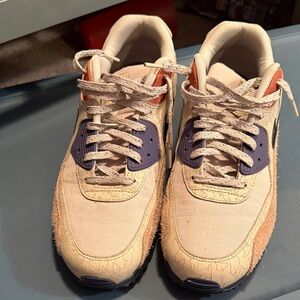 Nike Purple and Cream Sneakers